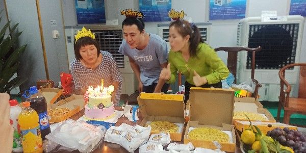 廣州中優(yōu)能環(huán)境科技有限公司-員工生日會(huì).jpg