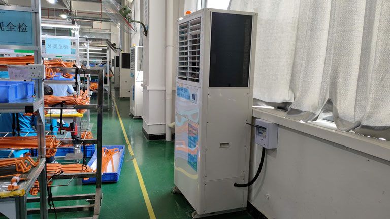星科蒸發(fā)冷省電空調-立式軸流機應用大型五金廠降溫.jpg